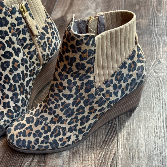 Toms Sadie Classic Leopard Printed Suede Ankle Booties Women’s size 7 - Picture 5 of 14